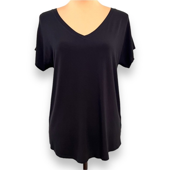 3/$30 500 Denim Maison Cinqcent V-Neck Short Sleeve Stretch Modal Tee Top Small - Picture 1 of 10